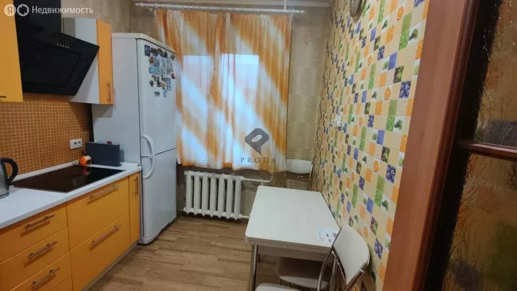 2-комнатная квартира: Тюмень, улица Жуковского, 96 (46 м) - Фото 2