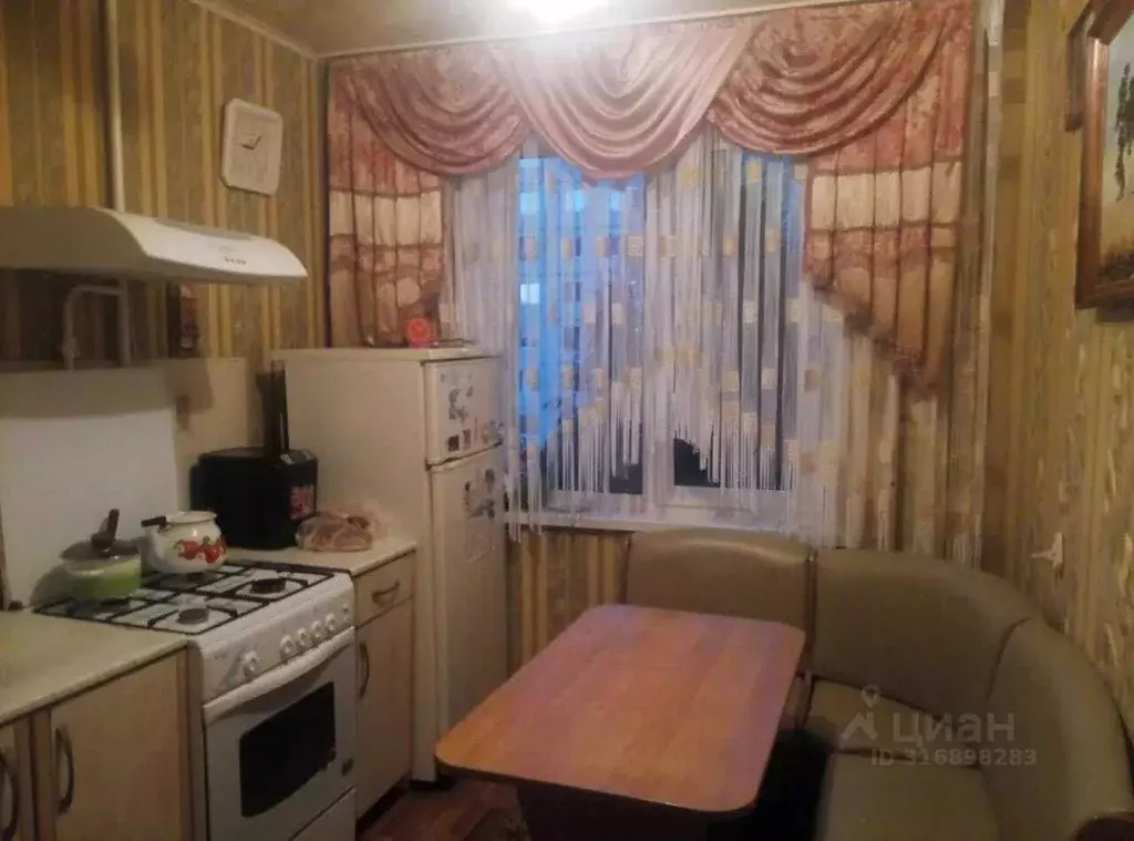 3-к кв. Орловская область, Мценск ул. Кузьмина, 6 (70.3 м) - Фото 1