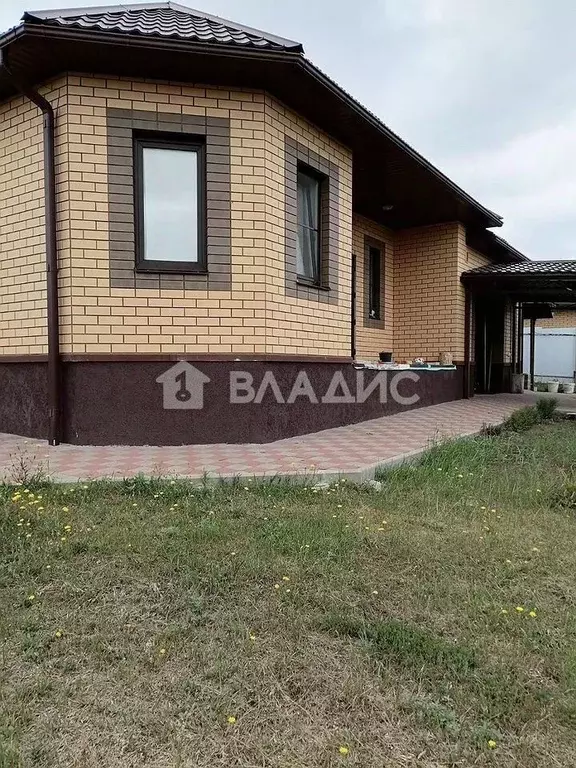 Дом в Белгородская область, Белгородский район, Никольское с/пос, с. ... - Фото 1