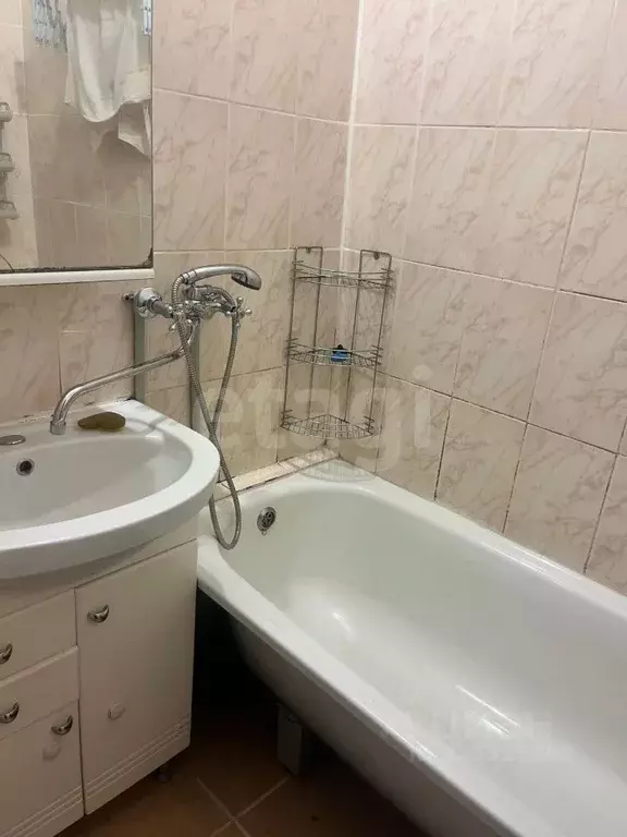 2-к кв. Вологодская область, Шексна рп, Барбач мкр ул. Путейская, 37 ... - Фото 1