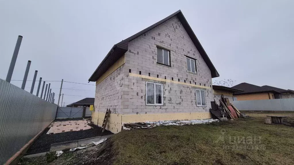 Дом в Белгородская область, Старый Оскол ул. Бирюзовая, 10 (148 м) - Фото 0