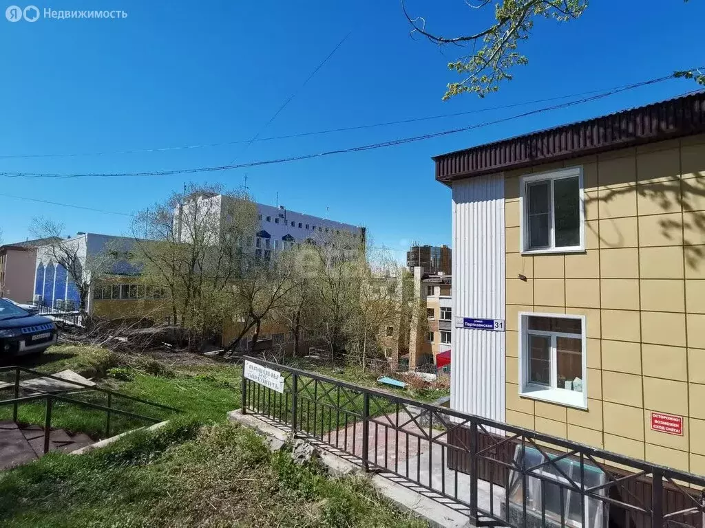3-комнатная квартира: Петропавловск-Камчатский, Партизанская улица, 31 ... - Фото 0
