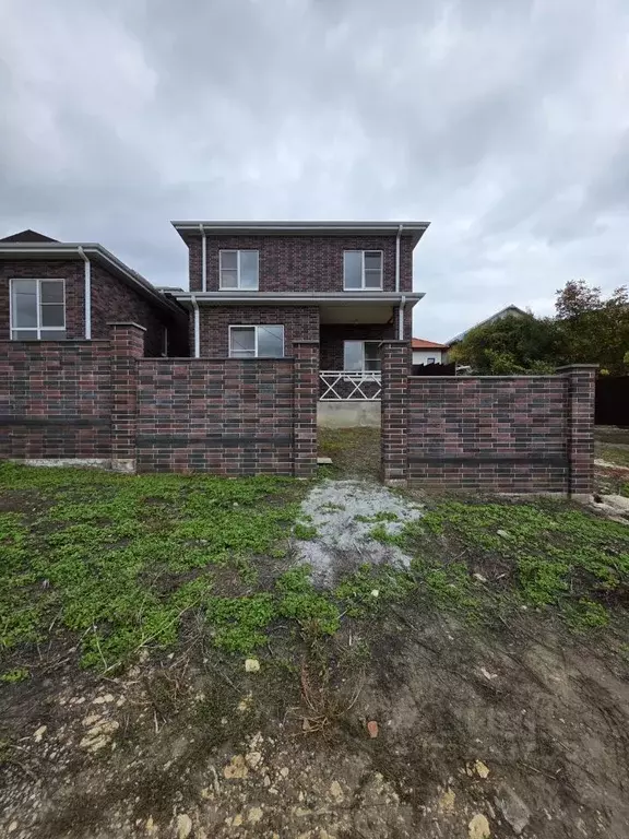 Дом в Ставропольский край, Ставрополь № 9 мкр, ул. Мичурина, 129 (145 ... - Фото 0