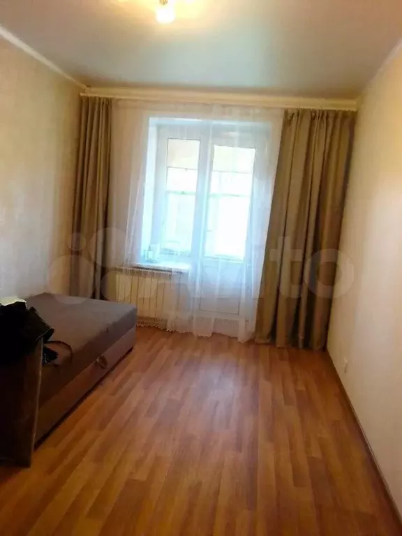 Комната 16 м в 3-к., 3/3 эт. - Фото 1