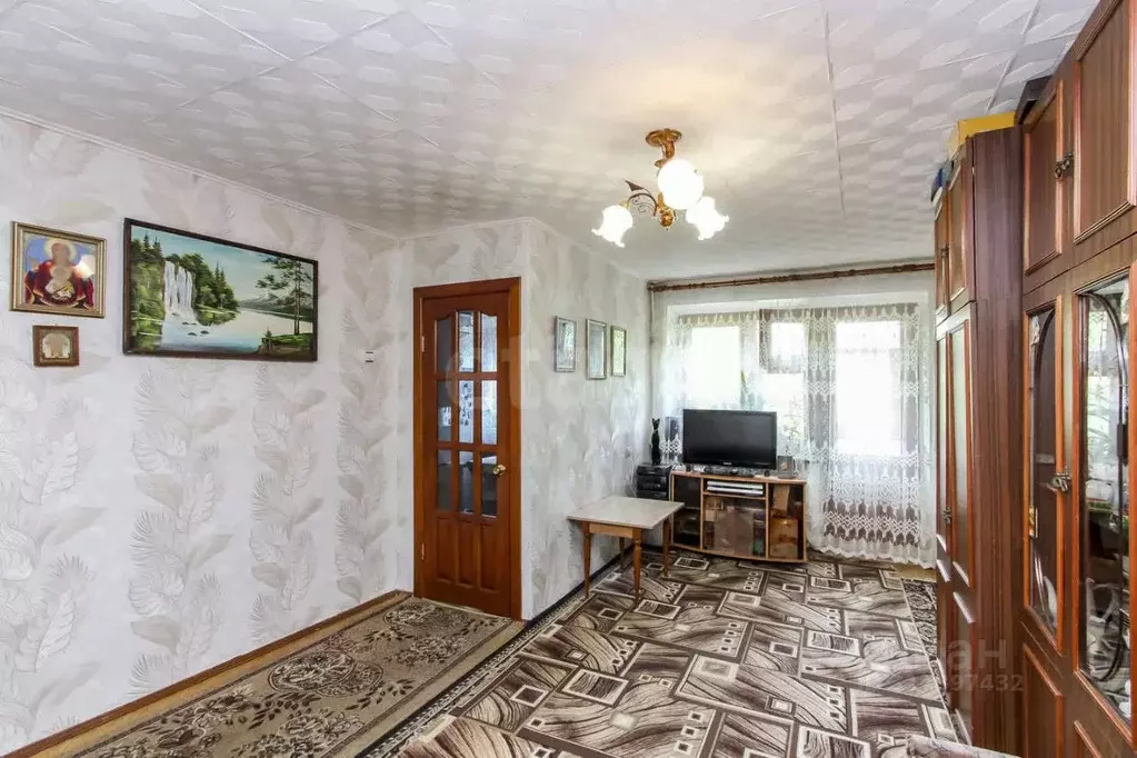 2-к кв. Тюменская область, Тюмень Мыс мкр, ул. Ершова, 11 (44.8 м) - Фото 0