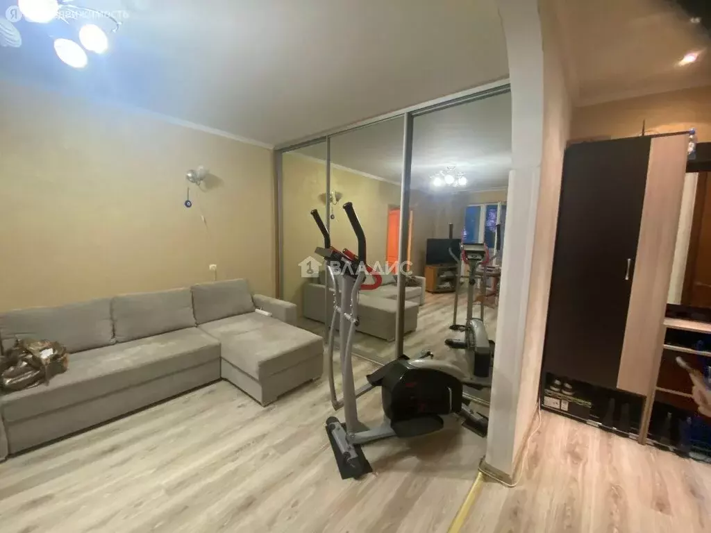 2-комнатная квартира: Калининград, улица Маяковского, 17 (45.5 м) - Фото 1