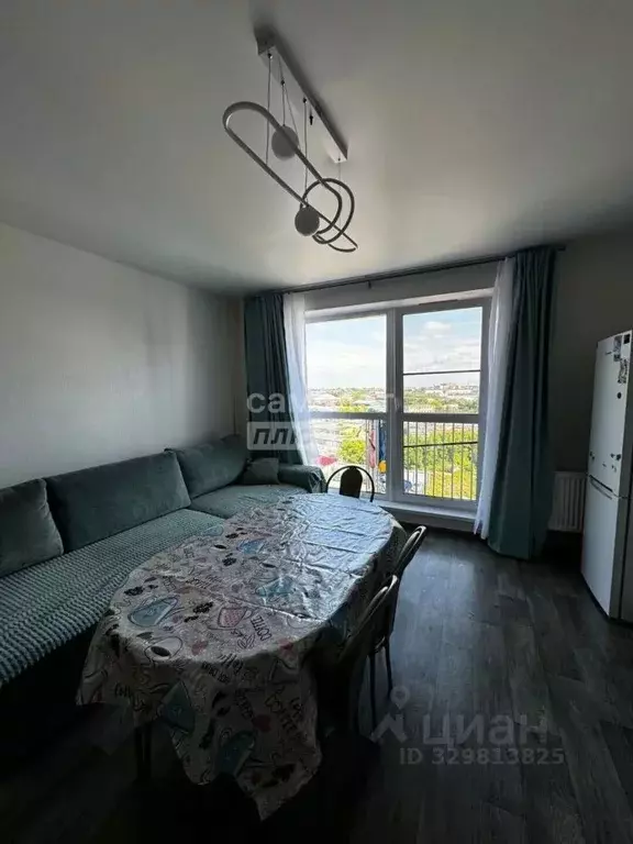 3-к кв. Челябинская область, Челябинск ул. Блюхера, 123Ж (56.5 м) - Фото 1