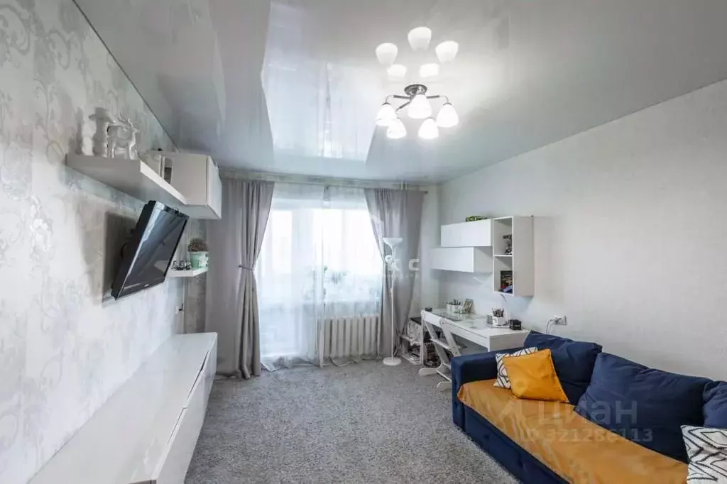 2-к кв. Омская область, Омск ул. Крупской, 17/1 (52.0 м) - Фото 1