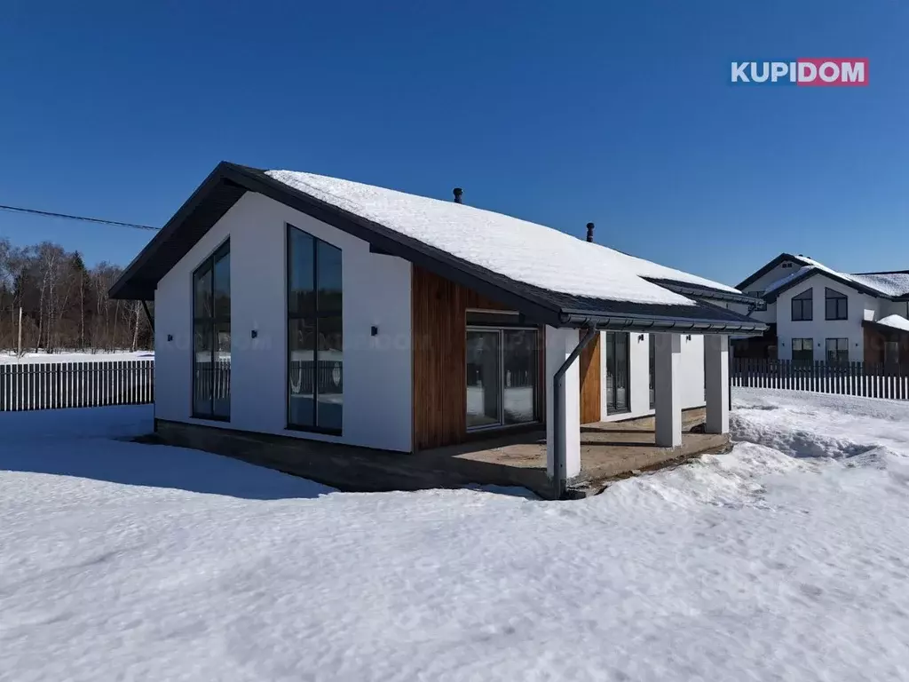 Дом в Калужская область, Жуковский муниципальный округ, с. Совхоз ... - Фото 2