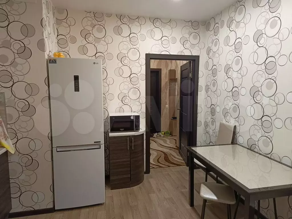 1-к. квартира, 40 м, 3/22 эт. - Фото 1