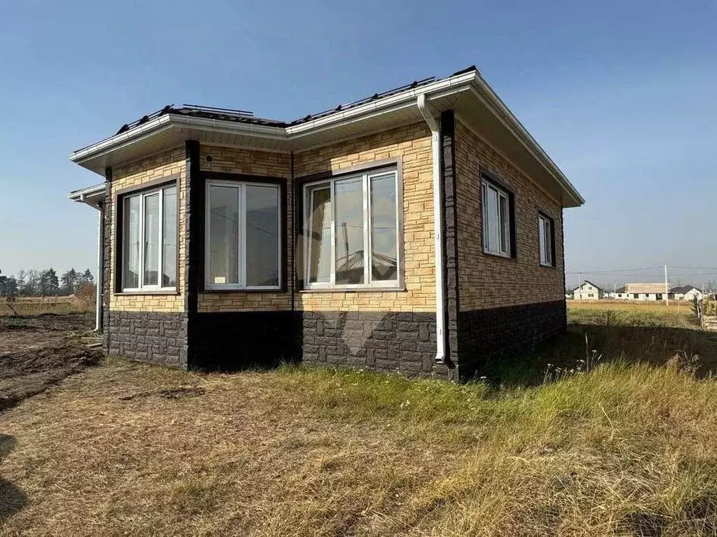 Дом в Белгородская область, Старый Оскол ул. Лучистая (100 м) - Фото 1