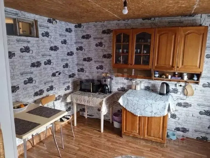 3-к кв. Воронежская область, Хохольский район, Петинское с/пос, с. ... - Фото 1