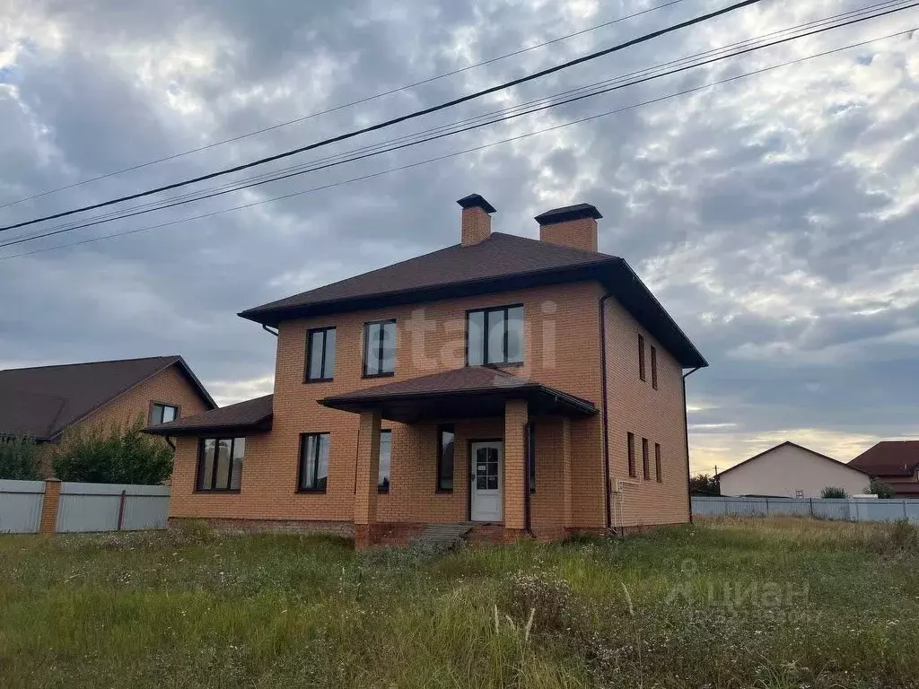 Дом в Белгородская область, Старый Оскол ул. Коломенская, 45 (207 м) - Фото 1