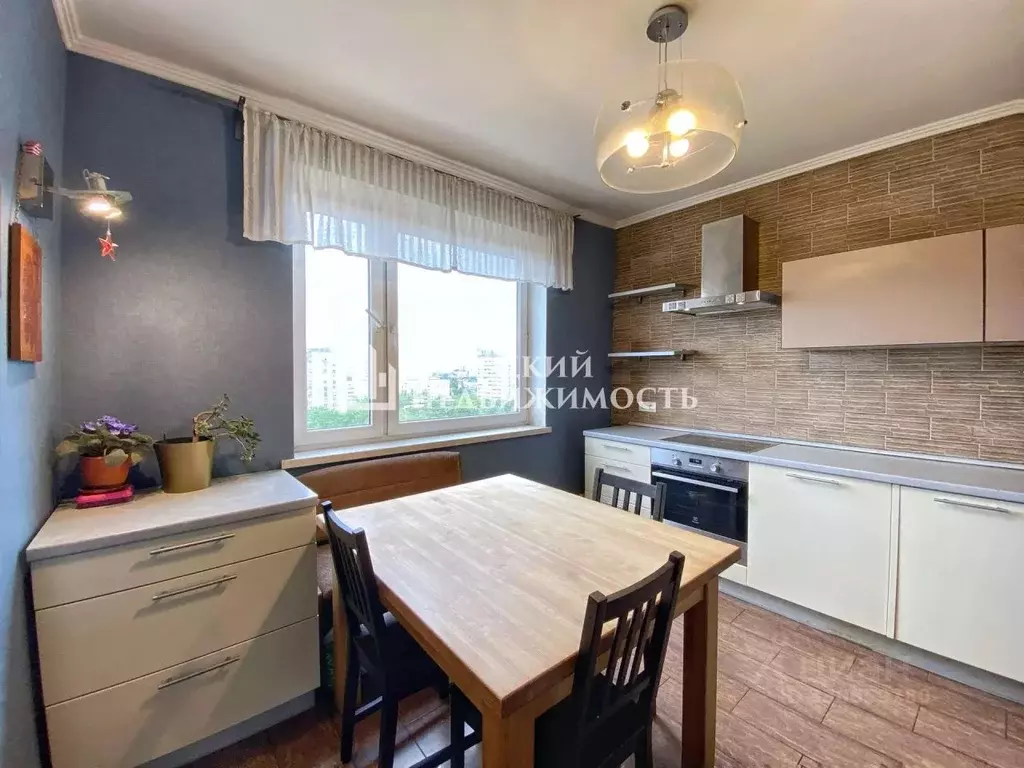 3-к кв. Москва Октябрьская ул., 105 (74.8 м) - Фото 1