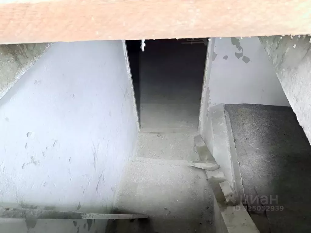 Гараж в Краснодарский край, Краснодар Юбилейный мкр, ул. Думенко, 19 ... - Фото 1