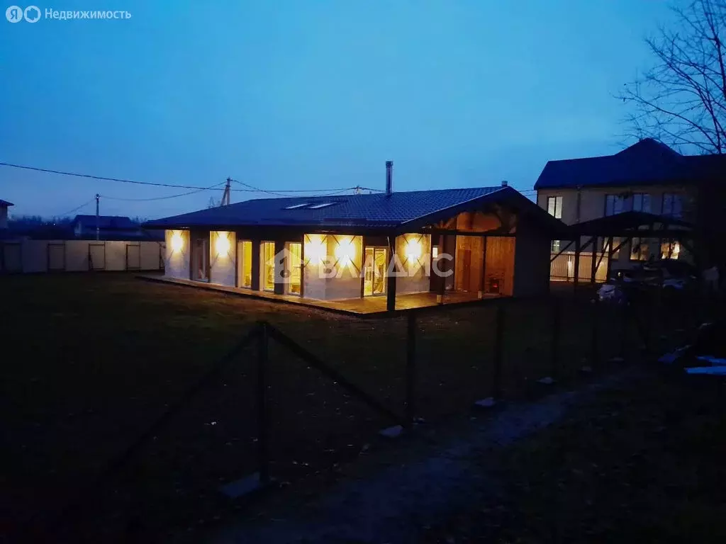Дом в Колтушское городское поселение, деревня Вирки (194 м) - Фото 0