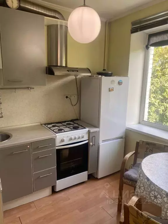 2-к кв. Московская область, Реутов Комсомольская ул., 3а (34.1 м) - Фото 1
