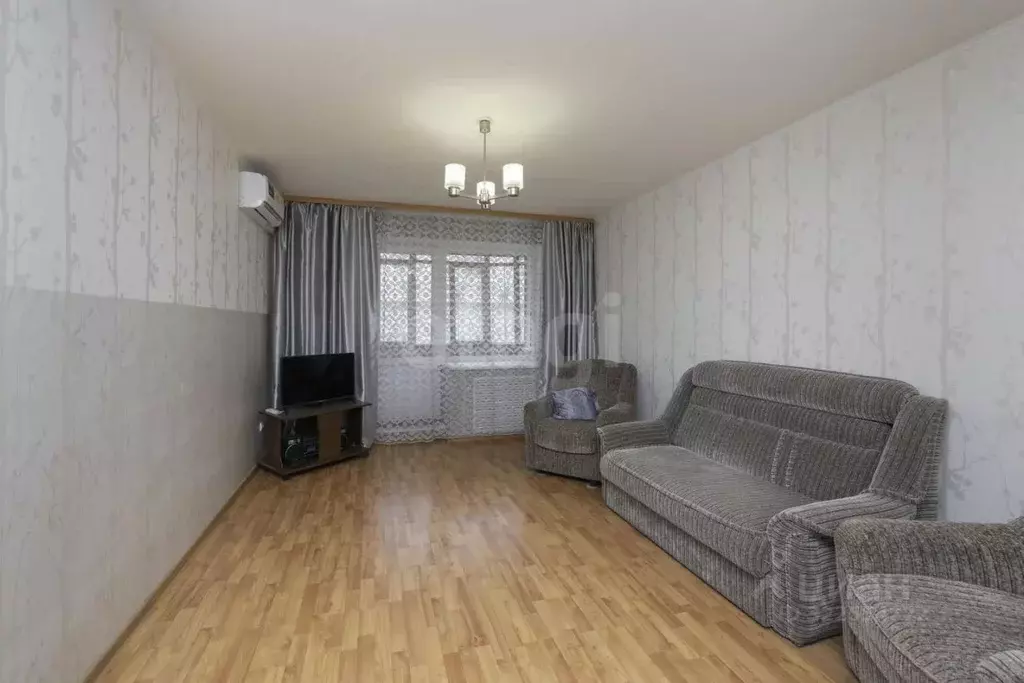 2-к кв. Пермский край, Пермь ул. Максима Горького, 64 (54.2 м) - Фото 1