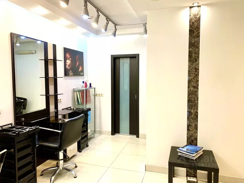 Помещение свободного назначения в Удмуртия, Ижевск Пушкинская ул., 246 ... - Фото 1