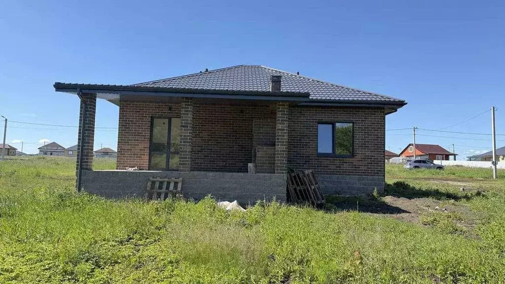 Дом в Белгородская область, Строитель Яковлевский городской округ, ул. ... - Фото 2