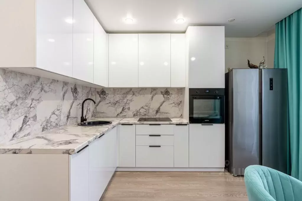 3-к кв. Татарстан, Казань ул. Александра Курынова, 10к1 (75.0 м) - Фото 1