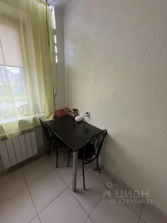 Комната Белгородская область, Белгород ул. Щорса, 2а (15.8 м) - Фото 2