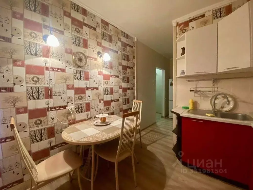 2-к кв. Крым, Симферополь ул. Лермонтова, 12 (50.0 м) - Фото 2