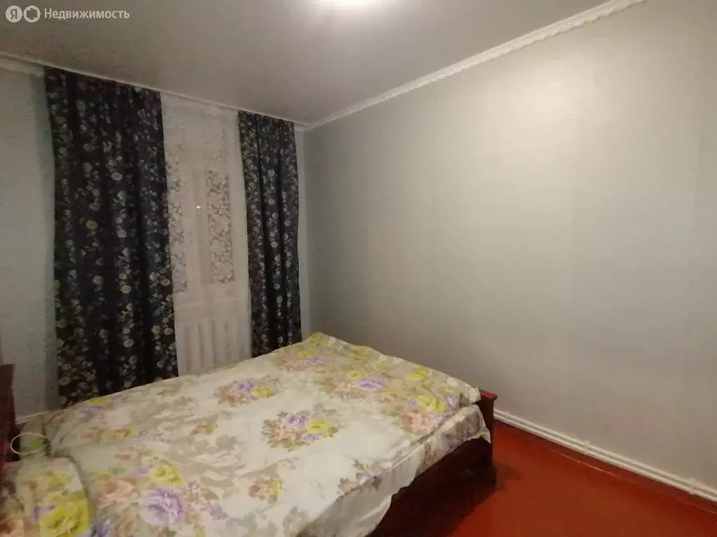 Дом в Краснофлотский, Октябрьская улица (90 м) - Фото 0