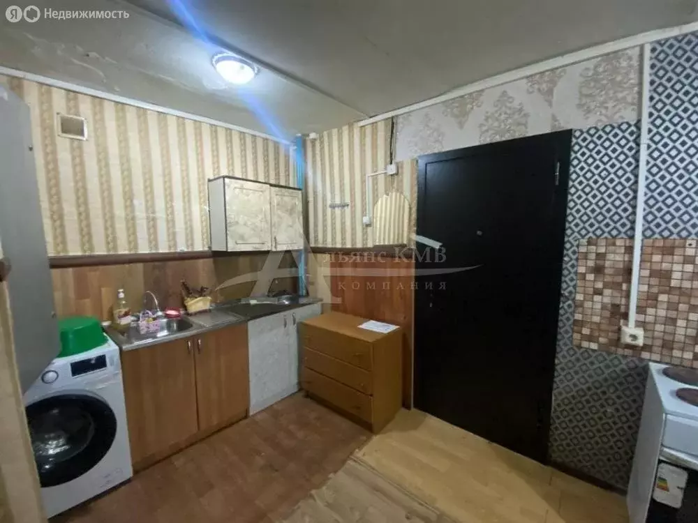 1к в 7-комнатной квартире (12 м) - Фото 0