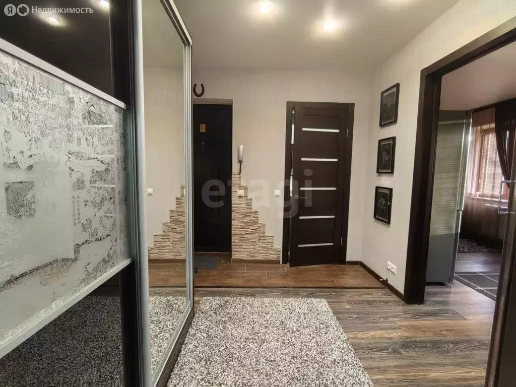 3-комнатная квартира: Фокино, улица Карла Маркса, 2 (60.7 м) - Фото 2