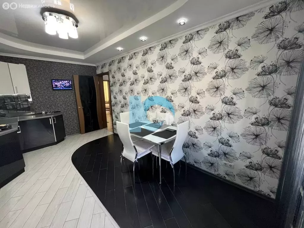 3-комнатная квартира: Брянск, улица Брянского Фронта, 28к1 (86.2 м) - Фото 1