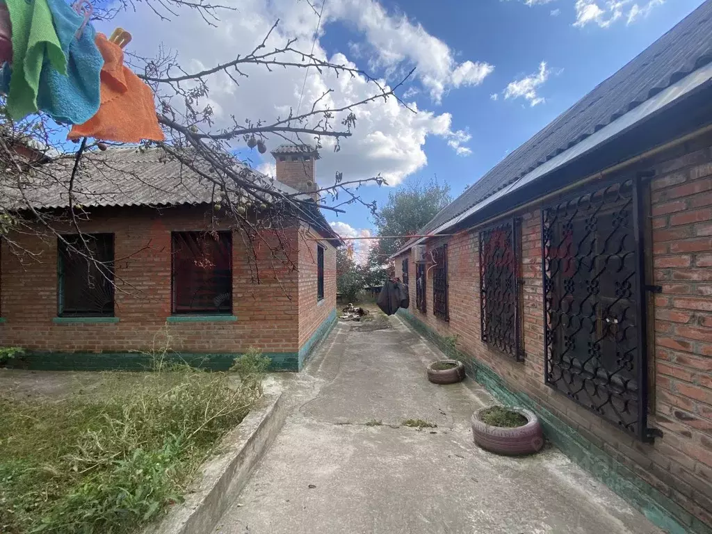 Дом в Ростовская область, Новочеркасск Троицкая пл. (100 м) - Фото 1