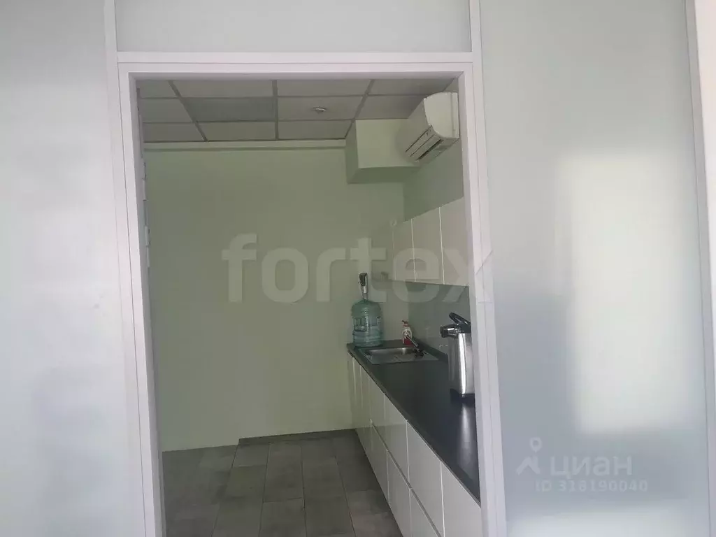 Офис в Москва ул. Орджоникидзе, 11С1а (148 м) - Фото 0