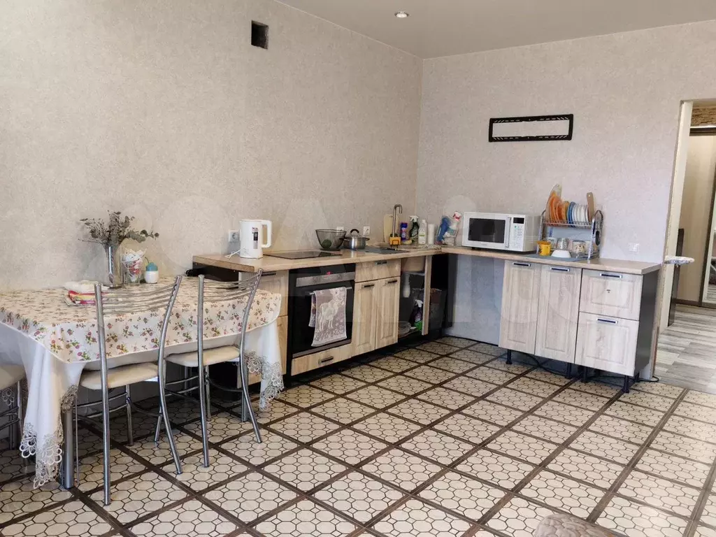 3-к. квартира, 70 м, 3/9 эт. - Фото 1