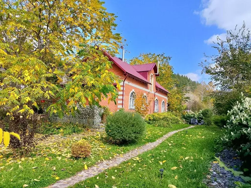 Дом в Алтай, Майминский район, пос. Рыбалка Чуйская ул., 44А (130 м) - Фото 1