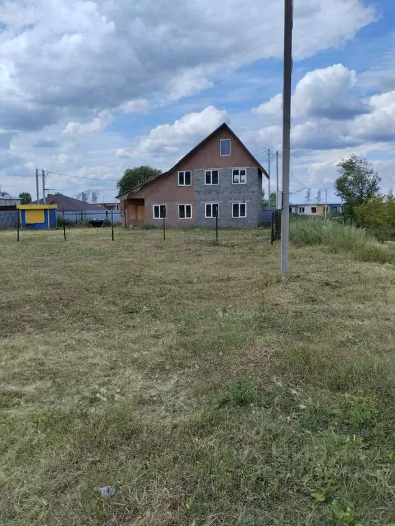 Дом в Самарская область, Волжский район, Лопатино с/пос, пос. ... - Фото 1