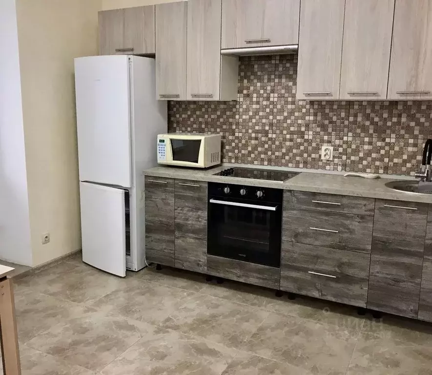 1-к кв. Крым, Симферополь ул. Севастопольская, 43Ж (39.0 м) - Фото 0