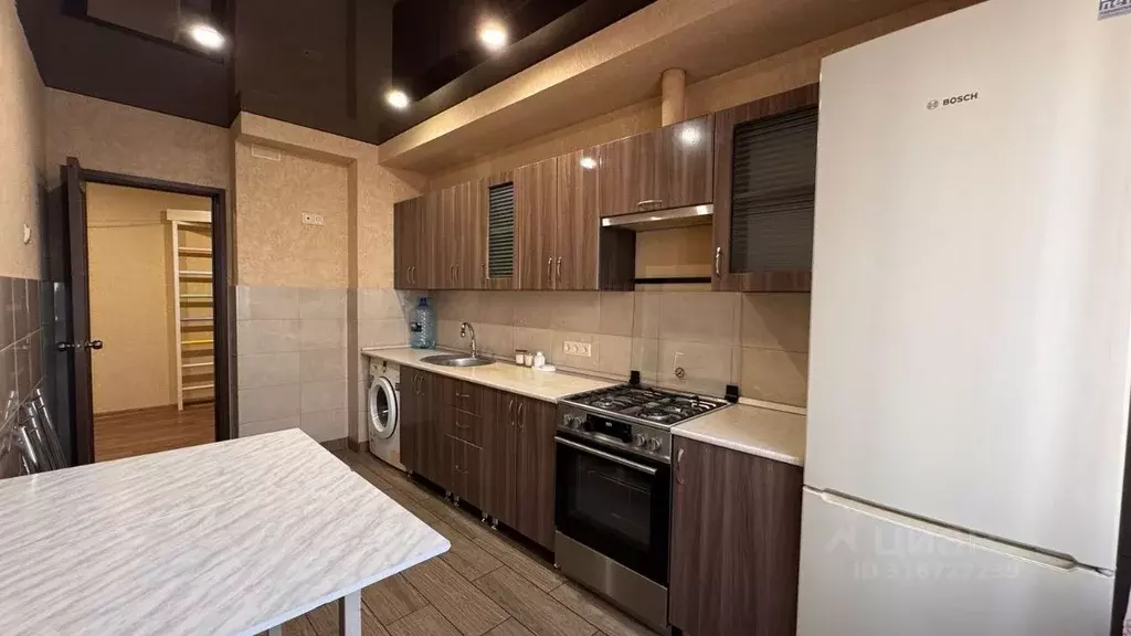 3-к кв. Татарстан, Набережные Челны 12-й комплекс, 8 (68.7 м) - Фото 1
