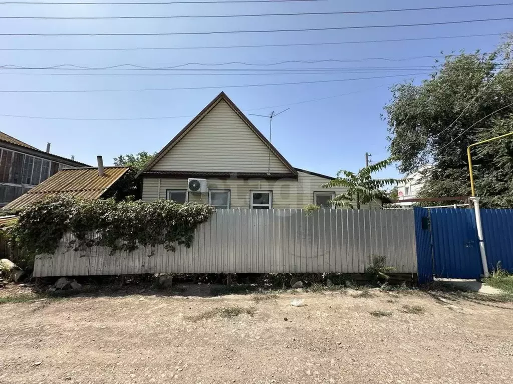 Дом в Астраханская область, Астрахань ул. Жукова, 18 (68 м) - Фото 2