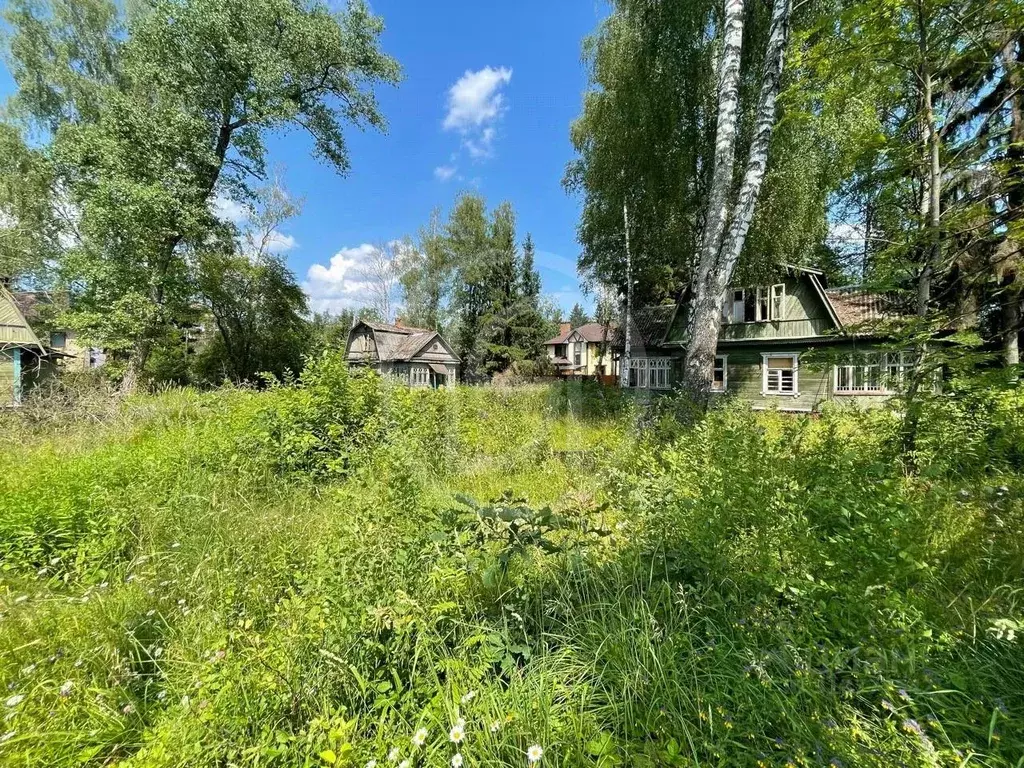 Участок в Московская область, Красногорск Опалиха мкр, ул. Белинского ... - Фото 1