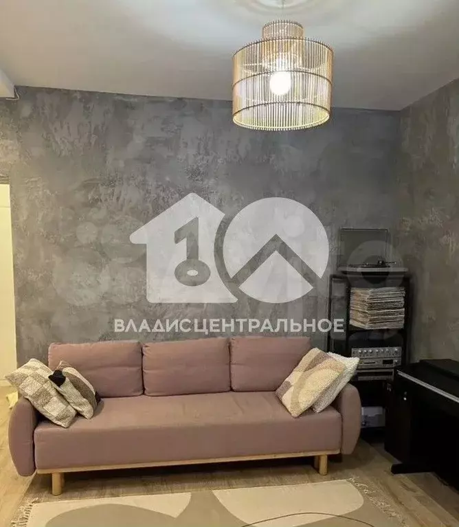 3-к. квартира, 61 м, 1/3 эт. - Фото 1