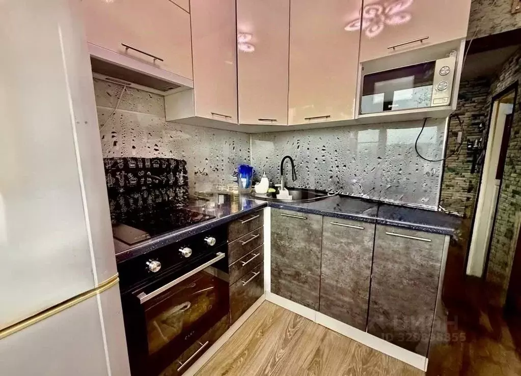 1-к кв. Приморский край, Владивосток ул. Гризодубовой, 53 (31.0 м) - Фото 0