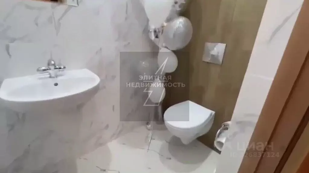 3-к кв. Татарстан, Казань ул. Лейтенанта Шмидта, 8 (126.0 м) - Фото 2