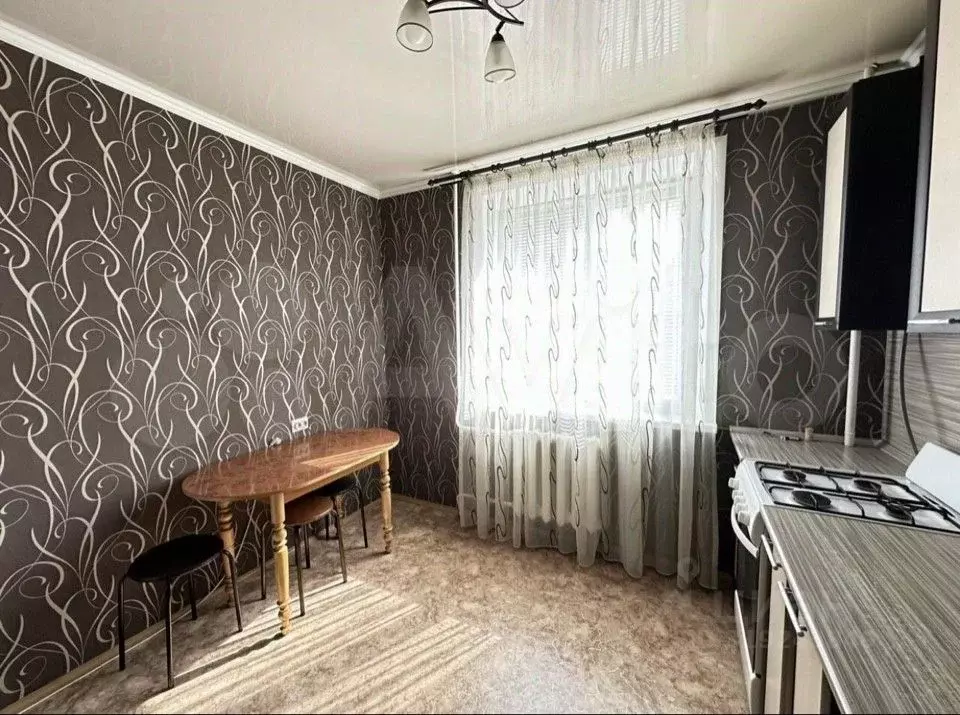 2-к кв. Татарстан, Нижнекамск ул. Рифката Гайнуллина, 10 (52.0 м) - Фото 1