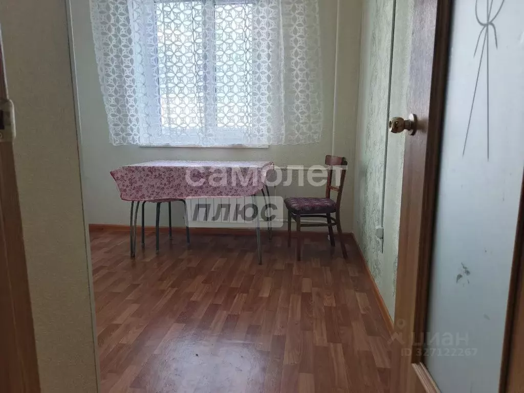 1-к кв. Курская область, Курск просп. Вячеслава Клыкова, 81 (37.0 м) - Фото 2