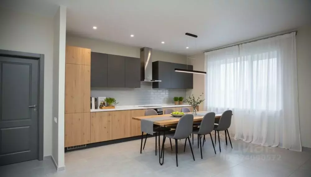 3-к кв. Ярославская область, Ростов ул. Коммунаров, 35Е (135.9 м) - Фото 1