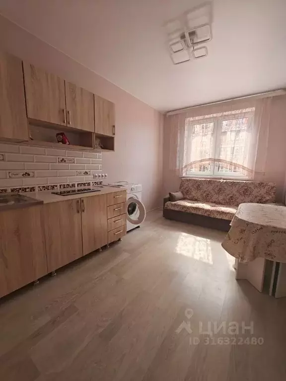 1-к кв. Краснодарский край, Горячий Ключ Рябиновая ул., 2Бк2 (40.0 м) - Фото 0