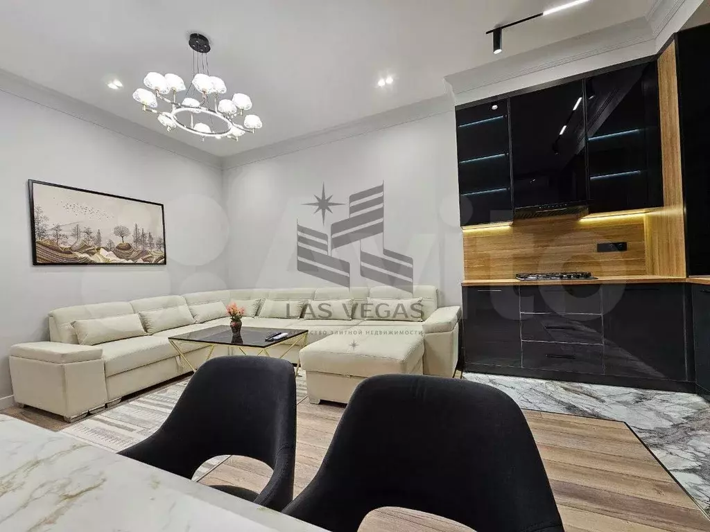 4-к. квартира, 150 м, 4/5 эт. - Фото 1