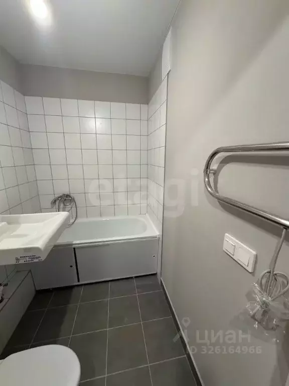 Студия Пермский край, Пермь ул. Сергея Есенина, 9Ак1 (21.1 м) - Фото 0