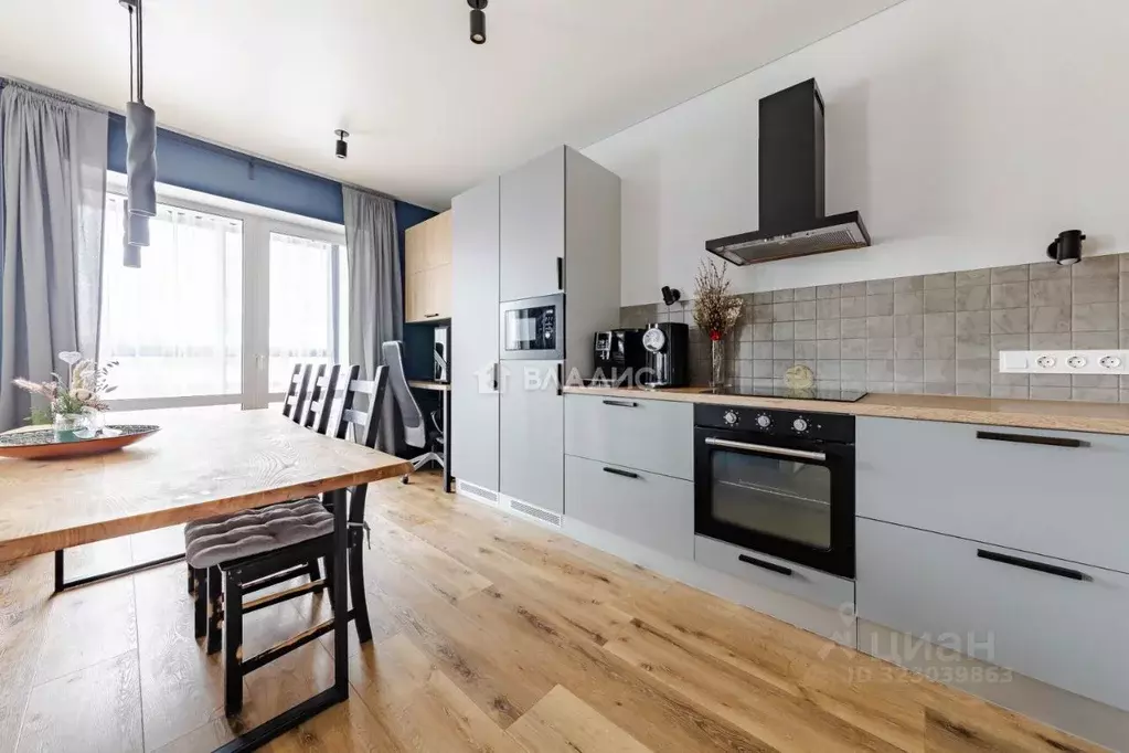 2-к кв. Ленинградская область, Всеволожск ул. Шинников, 2к6 (73.9 м) - Фото 1